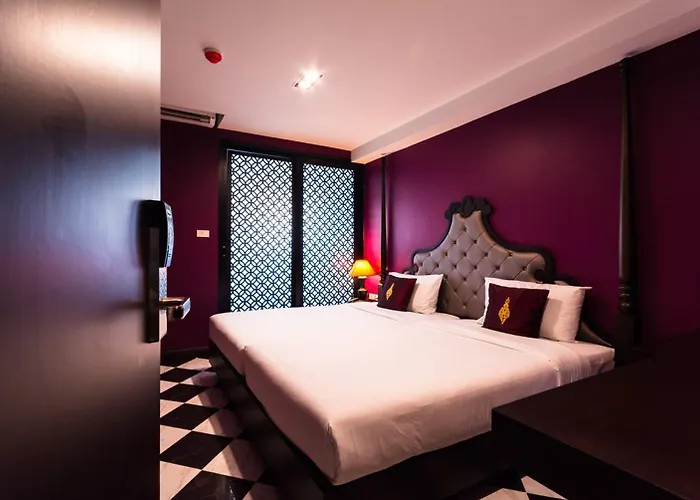 Rhythm And Rest Quarters At Khaosan Palace Hotel Bangkok