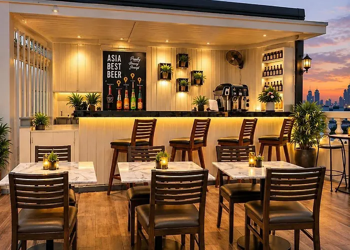 Hotel Rhythm And Rest Quarters At Khaosan Palace Hotel