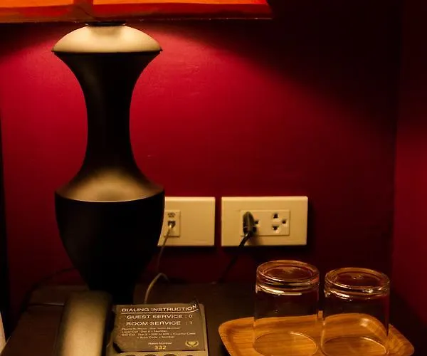 Rhythm And Rest Quarters At Khaosan Palace Hotel Hotel